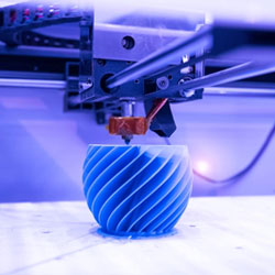 Processo di stampa 3D con tecnologia FDM